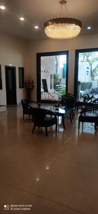 גורגאון Hotel Chaupal By Casa Bella מראה חיצוני תמונה