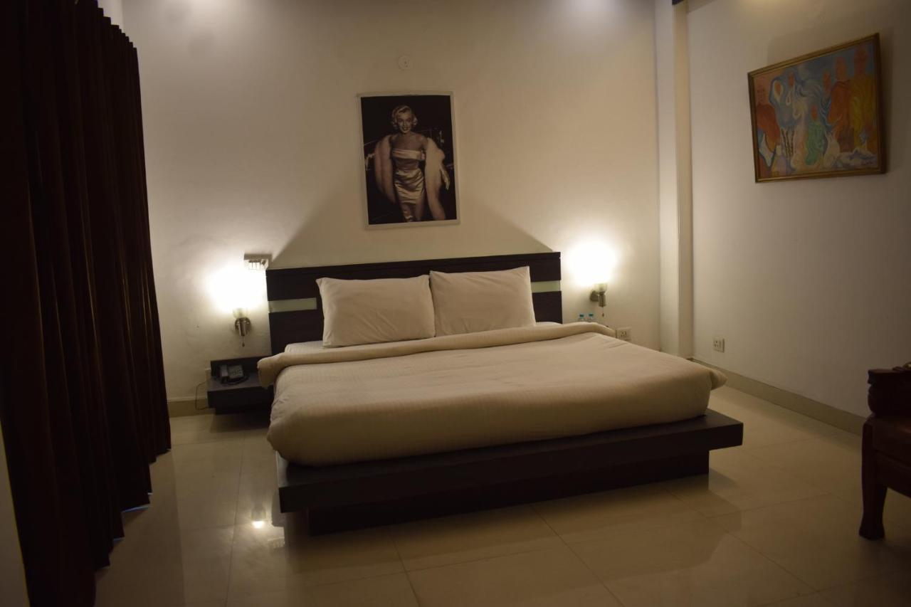 גורגאון Hotel Chaupal By Casa Bella מראה חיצוני תמונה
